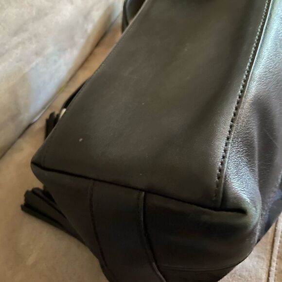 COACH Legacy Duffle in  Small Signature Canvas Black Sholder Bag #25380Excellent - Picture 6 of 13